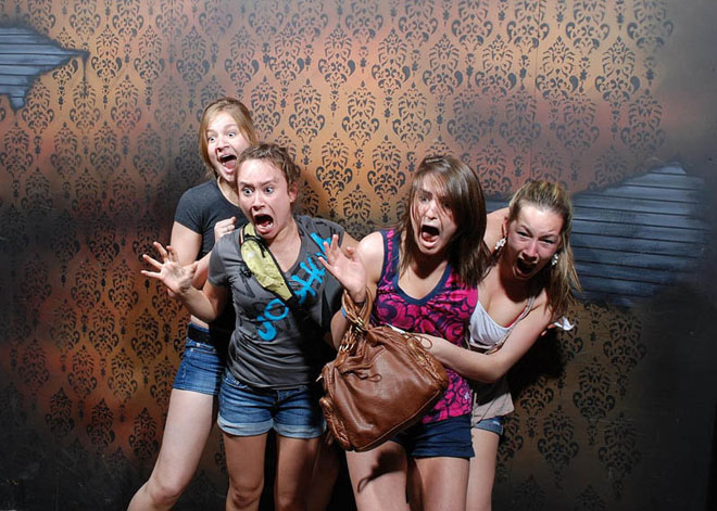 hilarious-terrified-scary-nightmare-fear-factory